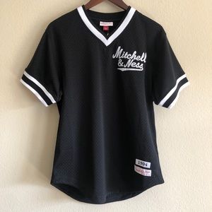 NWT Mitchell & Ness pullover jersey size M